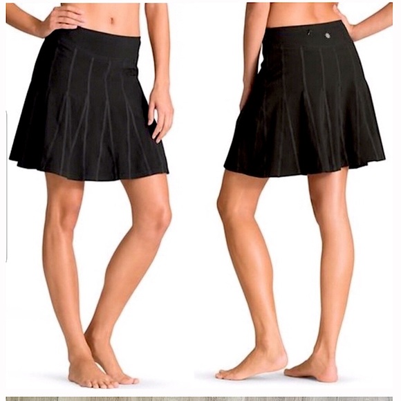 Athleta Dresses & Skirts - Athleta Wear About Skort EUC